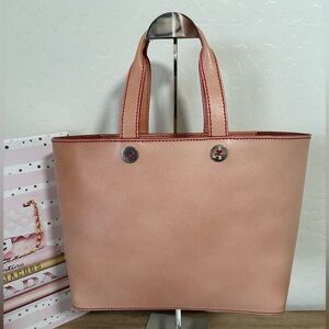 Courrèges All Leather Tote